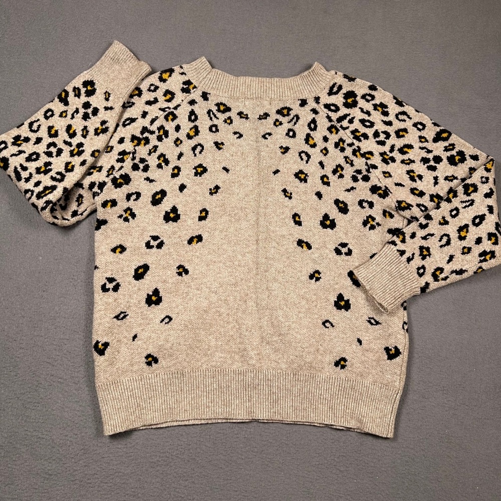 Easel Sweater Women Small Tan Leopard Print Crewneck Long Sleeve Knit Pullover